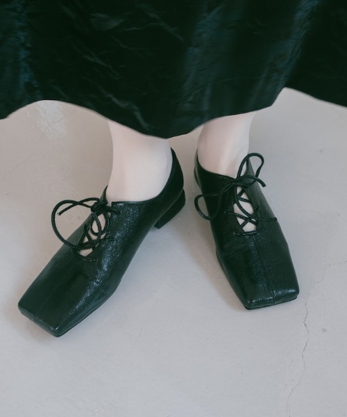 sahara（サハラ）の「Cracked Metallic Flat Shoes/クラックドメタリックフラットシューズ（パンプス・レディース・ブラック/その他/シルバー・SMALL/MEDIUM/LARGE）」の2枚目の写真