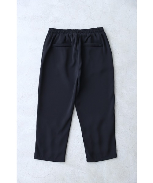cawaii(カワイイ)の「(黒)裾に艶めくパールビジューのテーパードパンツ(その他パンツ・レディース・ブラック・FREE)」の13枚目の写真