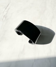 TIMELESS&THREE（タイムレスアンドスリー）の「モノトーンアクリルバングル（バングル/リストバンド）」