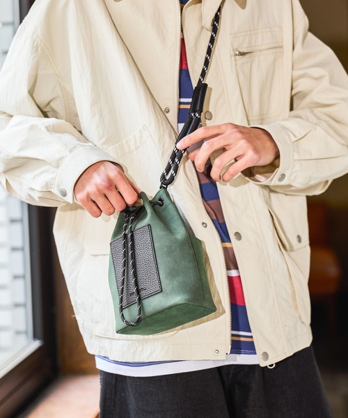 niko and...（ニコアンド）の「パラコード巾着ミニショルダーバッグ（ショルダーバッグ・メンズ・グレー/ブラック/オレンジ/ネイビー/ブラウン/ブルー/パープル/ダークブラウン/グリーン・FREE）」の5枚目の写真