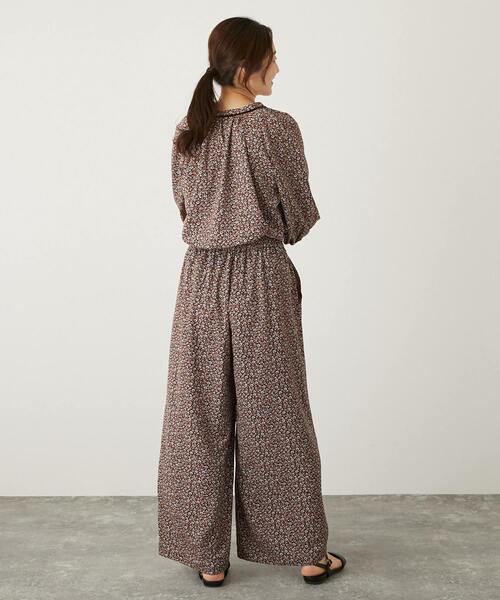 MELROSE claire(メルローズ クレール)の「【ベルベットテープ使いがポイントのフラワープリントブラウス】(シャツ/ブラウス・レディース・ブラウン/ブラック・FREE)」の16枚目の写真