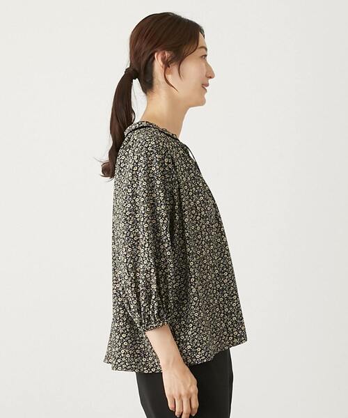 MELROSE claire(メルローズ クレール)の「【ベルベットテープ使いがポイントのフラワープリントブラウス】(シャツ/ブラウス・レディース・ブラウン/ブラック・FREE)」の21枚目の写真