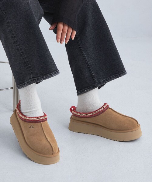 UGG(アグ)の「<UGG>Tazz シューズ(ブーツ・レディース・ブラウン/ブラック・7/5/8/6)」の14枚目の写真