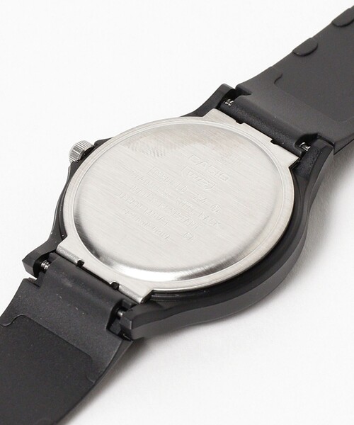 BEAMS BOY（ビームスボーイ）の「CASIO / LQ24B（ユニセックス）（アナログ腕時計・レディース・ピンク/ライトブルー/ブラック・ONE SIZE）」の6枚目の写真