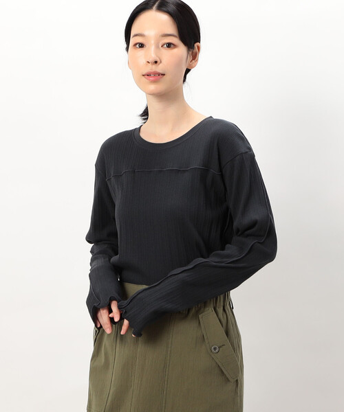 ONIGIRI(オニギリ)の「ランダムリブ クルーネックTシャツ (長袖)(Tシャツ/カットソー・レディース・アイボリー/イエロー/ブルー/チャコール・FREE)」の3枚目の写真