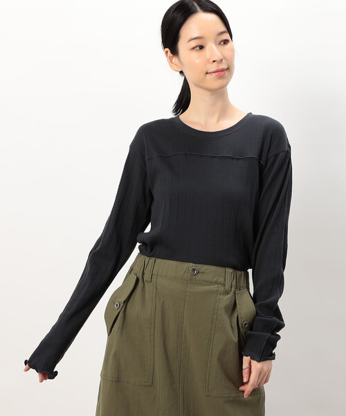 ONIGIRI(オニギリ)の「ランダムリブ クルーネックTシャツ (長袖)(Tシャツ/カットソー・レディース・アイボリー/イエロー/ブルー/チャコール・FREE)」の15枚目の写真