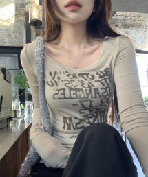 lilful（リルフル）の「【新色登場 ブラック/グレー 】ロゴプリント タイトフィット ロンT（Tシャツ/カットソー）」