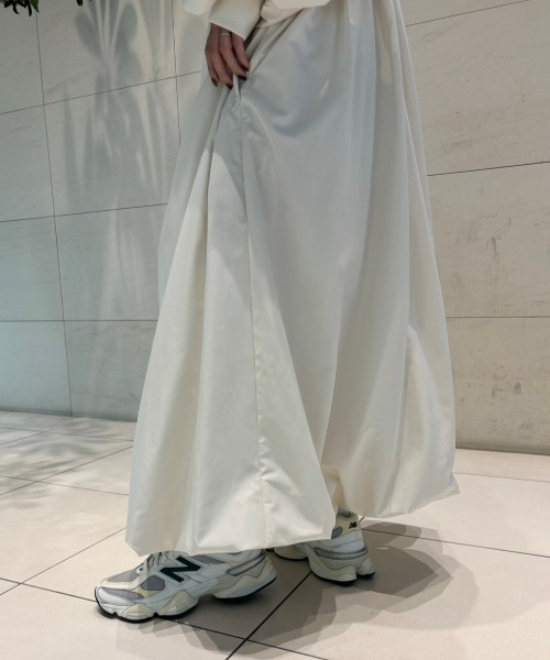 emmi（エミ）の「eco ギャザーディテールワンピース（ワンピース・レディース・アイボリー/ブラック・0/1）」の11枚目の写真