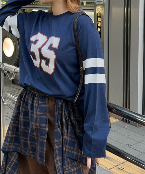 apres jour mignon(アプレジュールミニョン)の「【apresjour mignon】ユニセックスナンバーロンT【ZOZOTOWN限定アイテム】(Tシャツ/カットソー・レディース・アイボリー/ピンク/ネイビー・X-LARGE/MEDIUM)」の12枚目の写真