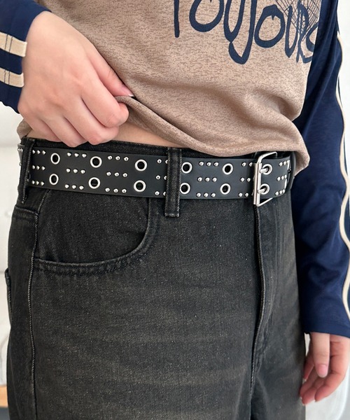 apres jour mignon(アプレジュールミニョン)の「【apresjour mignon×ARIAZ】スタッズベルト(ベルト・レディース・ブラック/レッド/オフホワイト・ONESIZE)」の9枚目の写真