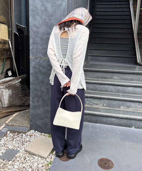 FUULLY STUDIO(フーリィーステューディオ)の「ウエストデザインバレルスエットパンツ(スウェットパンツ・レディース・ネイビー/アイボリー・FREE)」の16枚目の写真