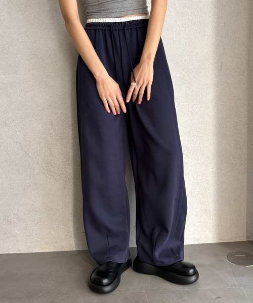 FUULLY STUDIO(フーリィーステューディオ)の「ウエストデザインバレルスエットパンツ(スウェットパンツ・レディース・ネイビー/アイボリー・FREE)」の8枚目の写真