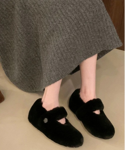 セール】便利で可愛いフラットシューズ フェイクファーパンプス