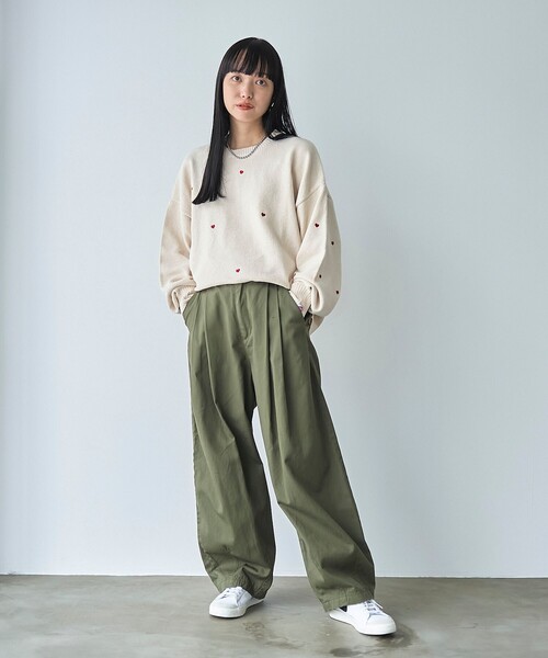 SUNNY  SPORTS（サニースポーツ）の「【大人が着やすいハート柄/WEB限定】SunnySports（サニースポーツ）別注　ハート刺繍モールニット（ニット/セーター・レディース・レッド/オフホワイト/ブラック・FREE）」の9枚目の写真
