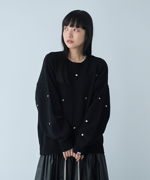 SUNNY  SPORTS（サニースポーツ）の「【大人が着やすいハート柄/WEB限定】SunnySports（サニースポーツ）別注　ハート刺繍モールニット（ニット/セーター・レディース・レッド/オフホワイト/ブラック・FREE）」の11枚目の写真
