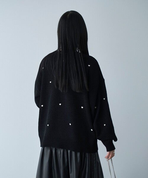 SUNNY  SPORTS（サニースポーツ）の「【大人が着やすいハート柄/WEB限定】SunnySports（サニースポーツ）別注　ハート刺繍モールニット（ニット/セーター・レディース・レッド/オフホワイト/ブラック・FREE）」の12枚目の写真