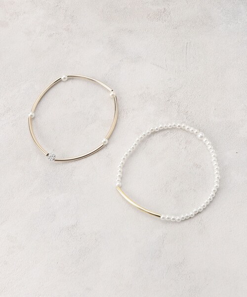 grove（グローブ）の「フェイクパールゴムブレスレット【2本セット/入卒対応可】（ブレスレット・レディース・ホワイト・00）」の2枚目の写真