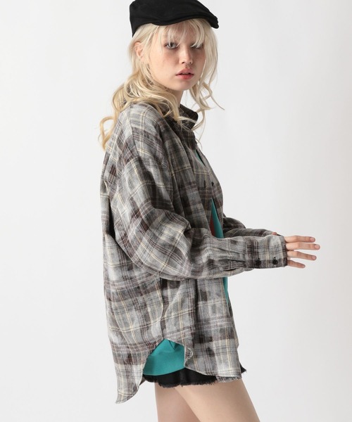 FOREVER 21（フォーエバー トゥエンティーワン）の「【2025SS】ヴィンテージライクチェックオーバーシャツ（シャツ/ブラウス・レディース・イエロー/ネイビー/グレー・FREE）」の16枚目の写真