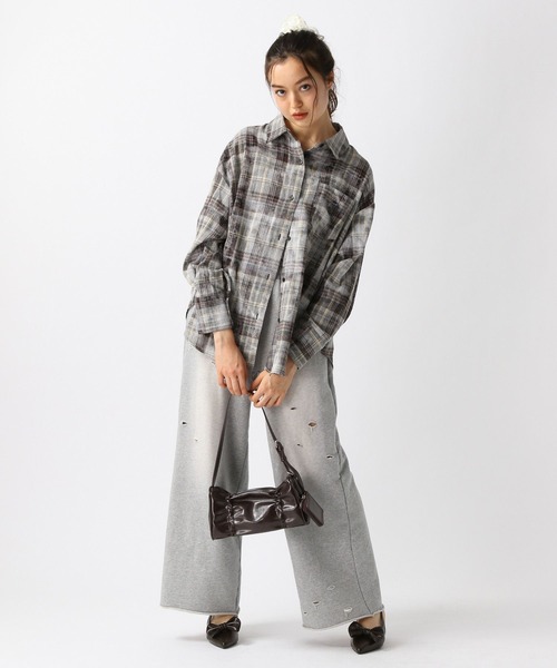 FOREVER 21（フォーエバー トゥエンティーワン）の「【2025SS】ヴィンテージライクチェックオーバーシャツ（シャツ/ブラウス・レディース・イエロー/ネイビー/グレー・FREE）」の14枚目の写真