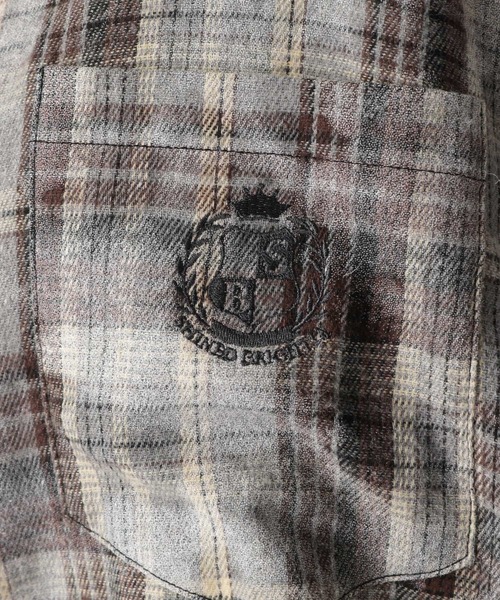 FOREVER 21（フォーエバー トゥエンティーワン）の「【2025SS】ヴィンテージライクチェックオーバーシャツ（シャツ/ブラウス・レディース・イエロー/ネイビー/グレー・FREE）」の13枚目の写真