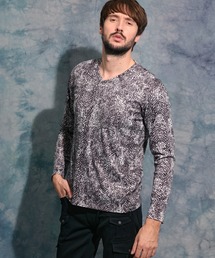 HIDEAWAYS NICOLE（ハイダウェイニコル）の「パイソン柄プリントVネックプルオーバー（Tシャツ/カットソー）」