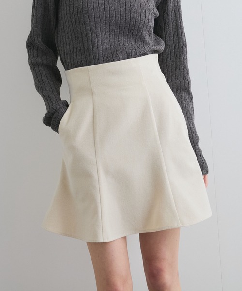 VIS（ビス）の「【洗える】ハイウエストミニスカート【インナーパンツ付き】（スカート・レディース・オフホワイト/チャコールグレー・S/M）」の3枚目の写真