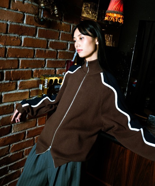 TASTE by Knit(テイストバイニット)の「【TASTE by Knit】Wave line track jacket(カーディガン/ボレロ・メンズ・ブラウン/ブラック・M/S)」の4枚目の写真