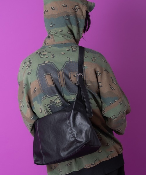 セール】an meets zakka 合成皮革レトロスクエアショルダーバッグ