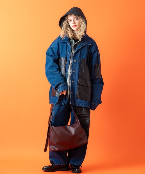 ankoROCK(アンコロック)の「an meets zakka 合成皮革レトロスクエアショルダーバッグ / バック 鞄 ユニセックス メンズ レディース カバン(ショルダーバッグ・レディース・ブラウン/ボルドー/ブラック・ONESIZE)」の22枚目の写真