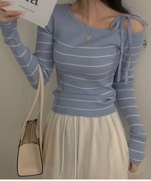 Teem Store(チームストア)の「リボンワンショルボーダーニット(ニット/セーター・レディース・ネイビー/ピンク/ブルー/ホワイト・F)」の1枚目の写真