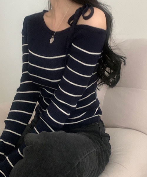 Teem Store(チームストア)の「リボンワンショルボーダーニット(ニット/セーター・レディース・ネイビー/ピンク/ブルー/ホワイト・F)」の11枚目の写真