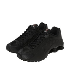 SHOX R4 ウィメンズショックス ローカットスニーカー ブラック 発売中｜Nike Women's Shox R4 