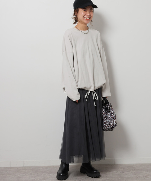 JOURNAL STANDARD relume（ジャーナルスタンダード　レリューム）の「《追加》ギャザーヘムロングスリーブ（Tシャツ/カットソー・レディース・ホワイト/ライトグレー/ブラック/ベージュ系その他・FREE）」の12枚目の写真