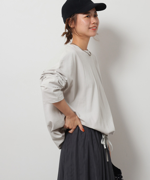 JOURNAL STANDARD relume（ジャーナルスタンダード　レリューム）の「《追加》ギャザーヘムロングスリーブ（Tシャツ/カットソー・レディース・ホワイト/ライトグレー/ブラック/ベージュ系その他・FREE）」の18枚目の写真