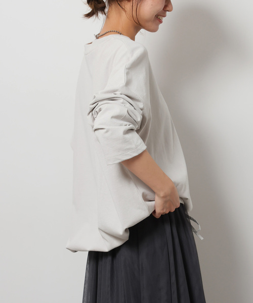 JOURNAL STANDARD relume（ジャーナルスタンダード　レリューム）の「《追加》ギャザーヘムロングスリーブ（Tシャツ/カットソー・レディース・ホワイト/ライトグレー/ブラック/ベージュ系その他・FREE）」の19枚目の写真