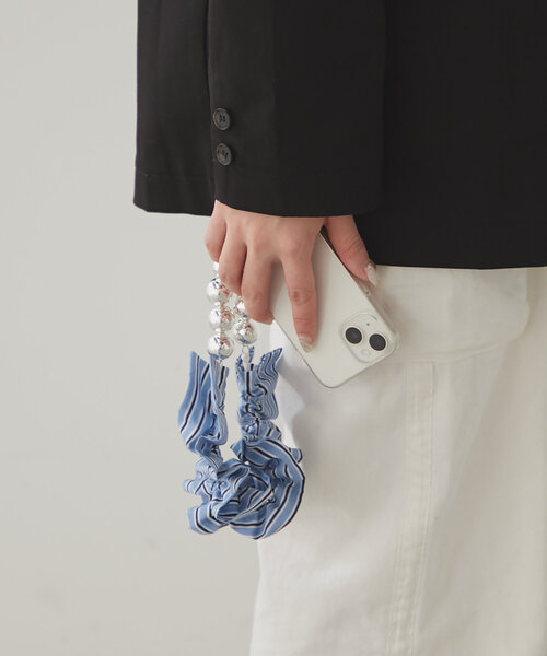 セール】ストライプギャザースマホストラップ（スマホグッズ