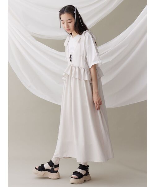 merry jenny（メリージェニー）の「サテンリボンジャンパーワンピース（ワンピース・レディース・ブラック/オフホワイト・FREE）」の5枚目の写真