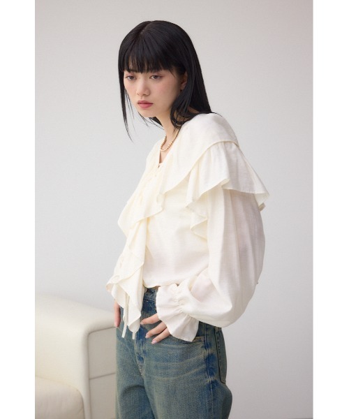 AZUL by moussy（アズールバイマウジー）の「ラッフルフリルブラウス（シャツ/ブラウス・レディース・ピンク/アイボリー/ブラック・FREE）」の5枚目の写真