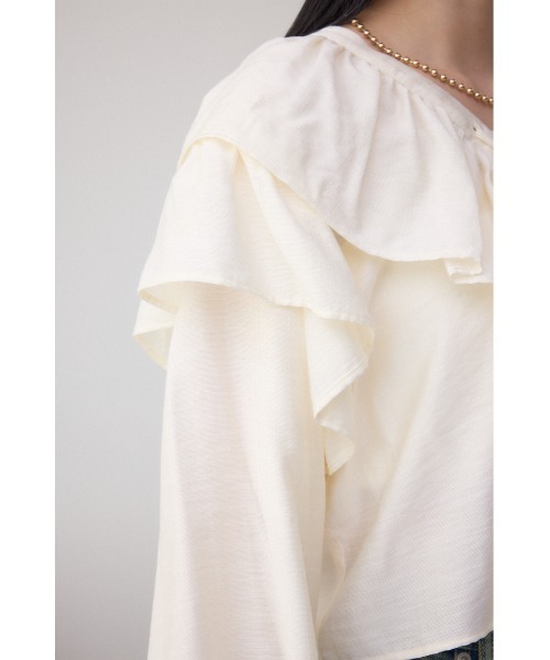 AZUL by moussy（アズールバイマウジー）の「ラッフルフリルブラウス（シャツ/ブラウス・レディース・ピンク/アイボリー/ブラック・FREE）」の12枚目の写真