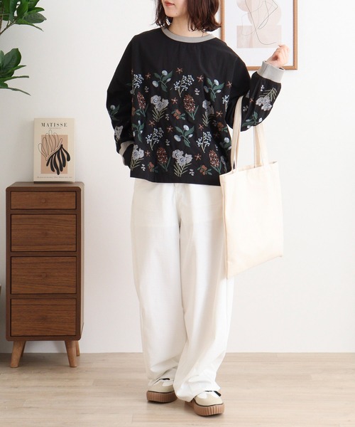 Emago(イマゴ)の「EMAGO 花刺繍ブラウス(シャツ/ブラウス・レディース・アイボリー/グリーン/ブラック・FREE)」の10枚目の写真