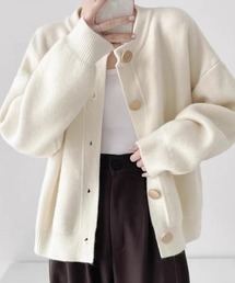 ゴールドボタンクルーネックニットカーディガン