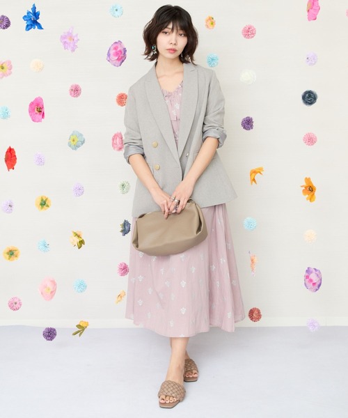 JETSET SOLO PLUS (ジェットセットソロプラス)の「【INDUS luxury for JETSET SOLO PLUS】ホイルプリントVネックフレアワンピース(ワンピース・レディース・チャコールグレー/スモークピンク・FREE)」の6枚目の写真
