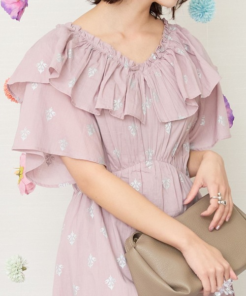JETSET SOLO PLUS (ジェットセットソロプラス)の「【INDUS luxury for JETSET SOLO PLUS】ホイルプリントVネックフレアワンピース(ワンピース・レディース・チャコールグレー/スモークピンク・FREE)」の17枚目の写真