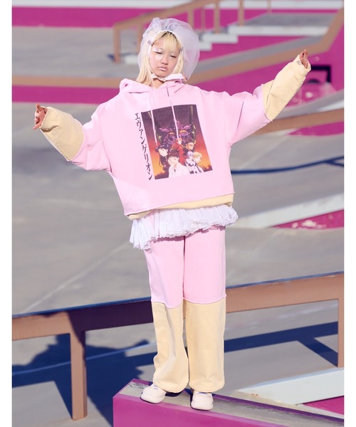 Little sunny bite(リトルサニーバイト)の「/evangelion x little sunny bite / foodie(パーカー・メンズ・ブルー/ブラック/ピンク・MEDIUM/SMALL)」の4枚目の写真