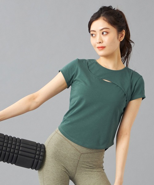 Chacott チャコット　ショート丈Tシャツ　ベージュ Mサイズ　トップス Chacott チャコット ショート丈Tシャツ ベージュ Mサイズ