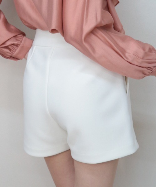 AMBIENT(アンビエント)の「ショートパンツ(その他パンツ・レディース・ブラック/ホワイト/ダークネイビー・S/M)」の8枚目の写真
