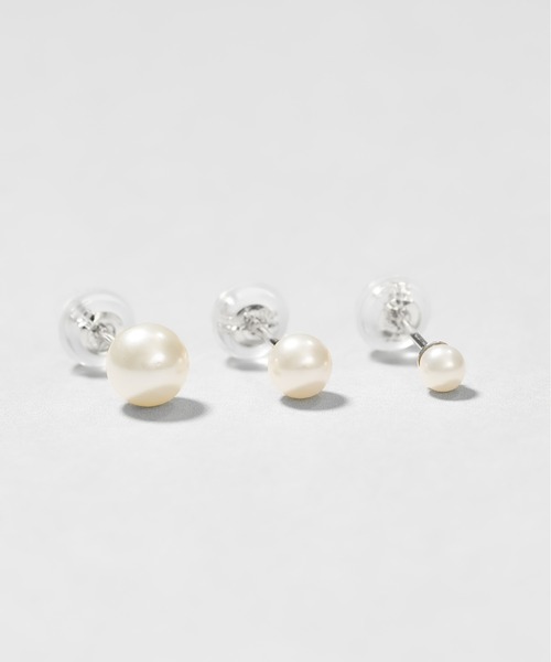 Jewel closet by L&Co.(ジュエルクローゼットバイエルアンドコー)の「K10 ホワイトゴールド シェル/貝 パール ピアス(ピアス(両耳用)・レディース・ゴールド系1/ゴールド系2/ゴールド系・FREE)」の11枚目の写真