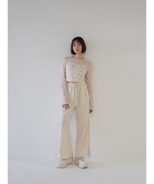 Uenui（ウニュイ）の「リボン シアートップス　ショート丈（Tシャツ/カットソー・レディース・ブラック/ピンク/ホワイト・FREE）」の13枚目の写真