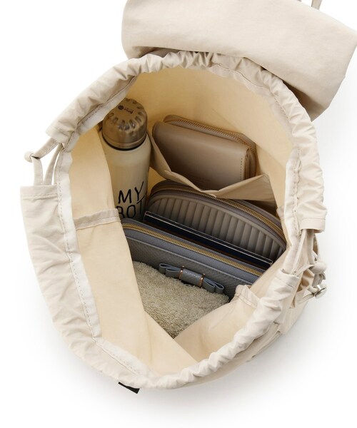 grove（グローブ）の「【晴れの日も雨の日も】撥水フラップナイロンリュック（バックパック/リュック・レディース・ブラック/ライトベージュ・00）」の16枚目の写真