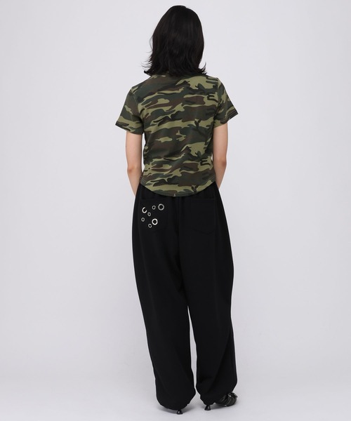 AMESWORLDWIDE（アメスワールドワイド）の「★K-POPアイドル着用　AMES WORLDWIDE ／HOTFIXクロップT（Tシャツ/カットソー・レディース・ホワイト/ブラック/カーキ・FREE）」の12枚目の写真